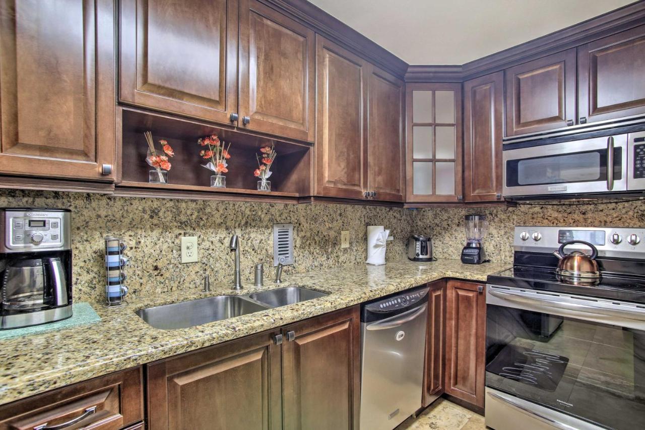 Grand Hollywood Apartment With Stunning Views! Bagian luar foto